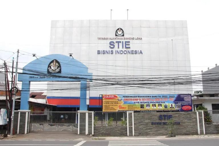 Layanan Publik